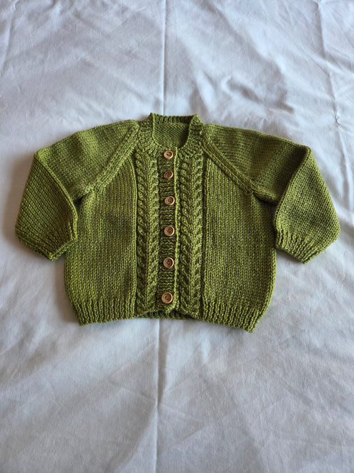 Stag horn cable cardigan 1-2