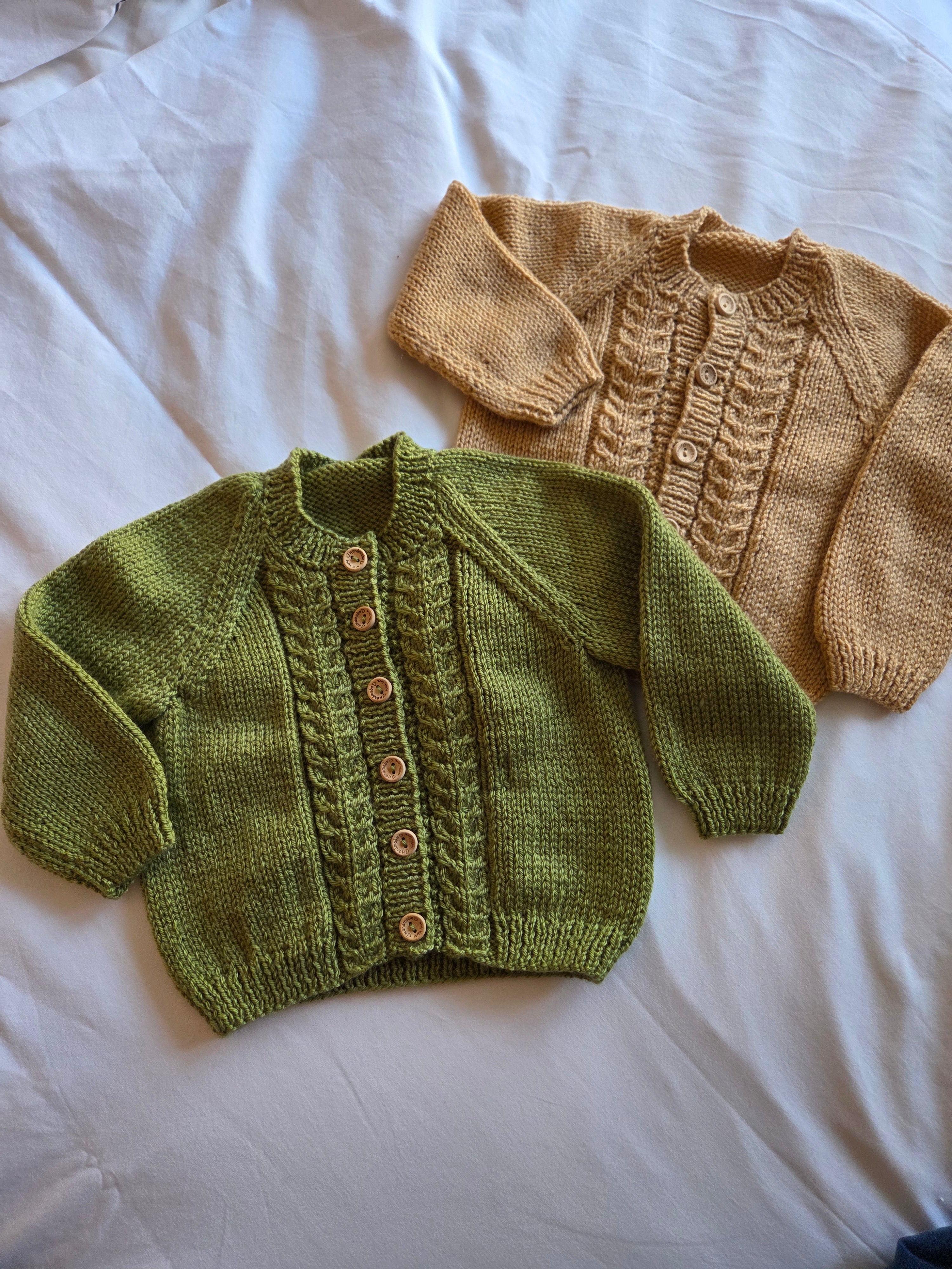 Stag horn cable cardigan 1-2